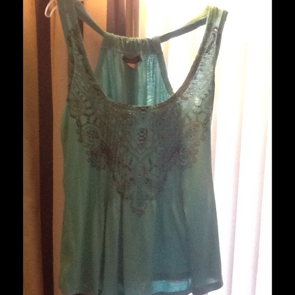 💕Green Racerback Top - Picture 2 of 4