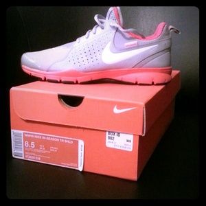 NIKE IN-SEASON TR SHLD