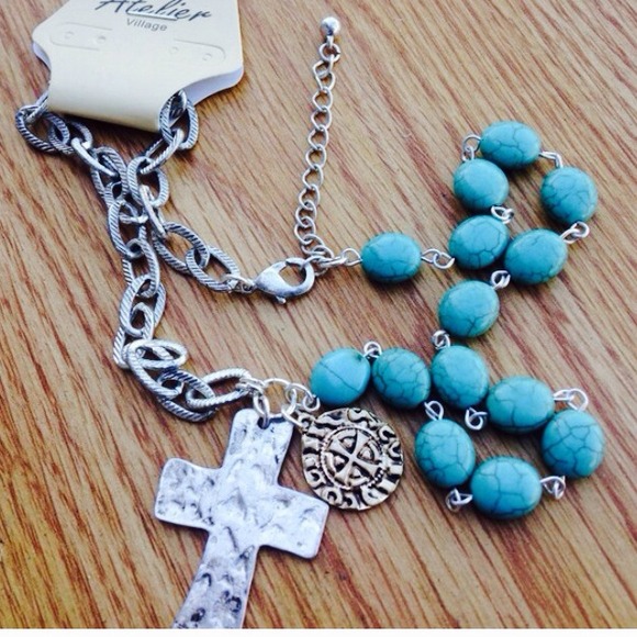 Jewelry - Turquoise Bead Charm Necklace