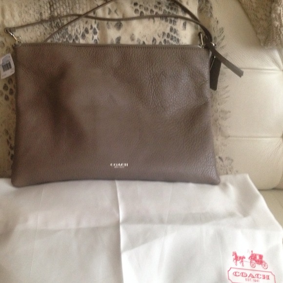 coach bleecker daily bag