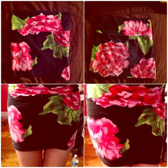 Floral Print pencil skirt