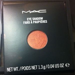 MAC eyeshadow