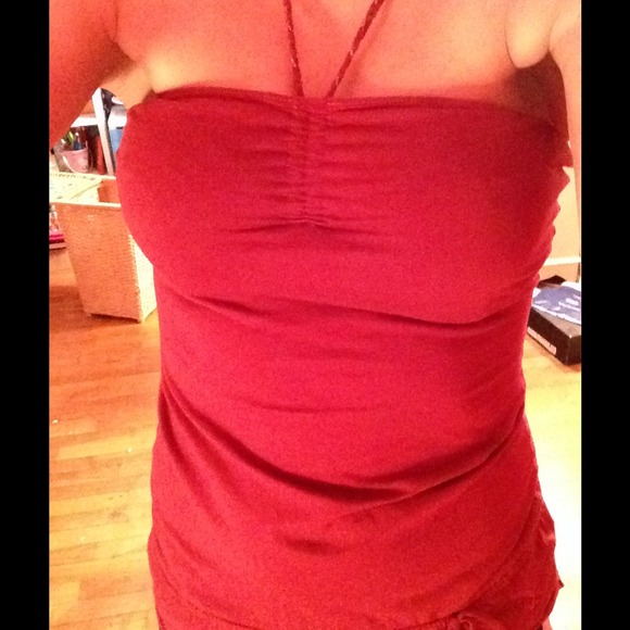 sleeveless Hollister top