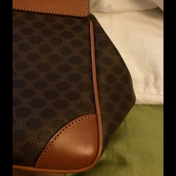 Celine Handbag - Picture 2 of 4