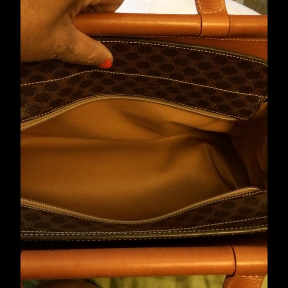 Celine Handbag - Picture 4 of 4