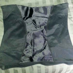 Waist cincher