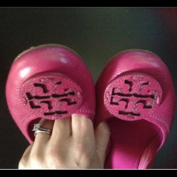 SOLD on Tradesy! Tory Burch Reva Flats HTF PINK - Picture 2 of 4