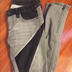 new BCBG MaxAzria gray moto jeans