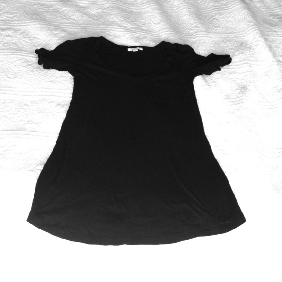 Black V neck t shirt dress