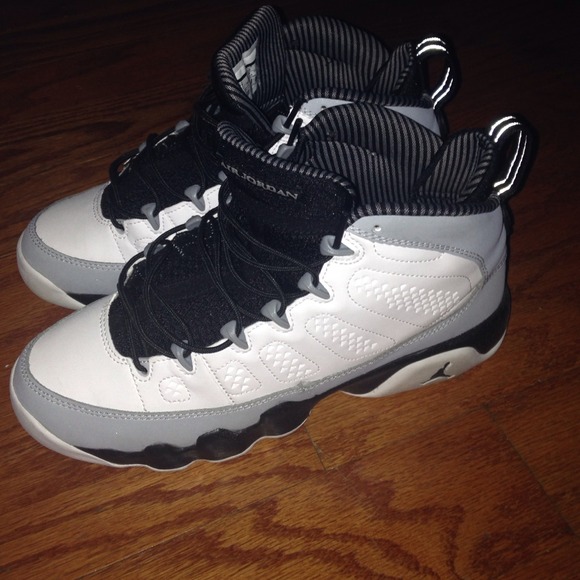 Air Jordan 9 Retro BG
