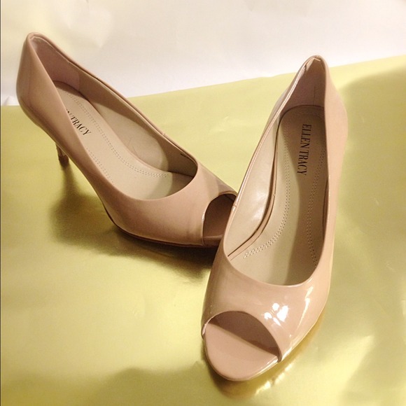 Ellen Tracy Heels 👡