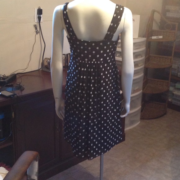 ISOLD SOLD!IINC Black dress w/White poka-dots NWOT - Picture 3 of 4