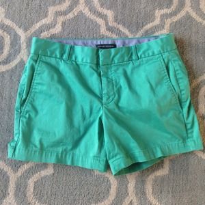🎀HP 9/6🎀 Banana Republic mint green shorts