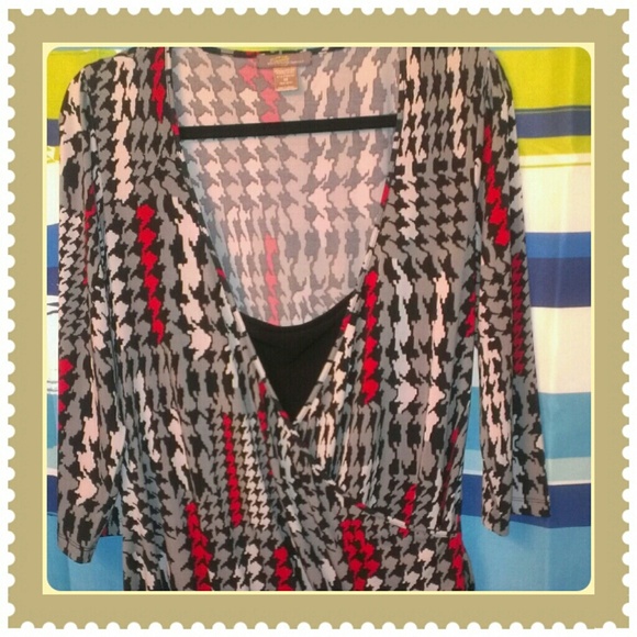 Top - Picture 1 of 1