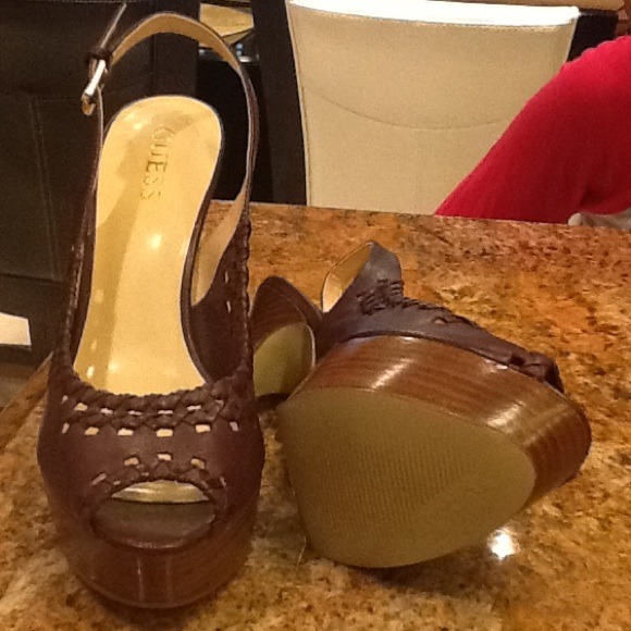 Eggplant color shoes, sling back