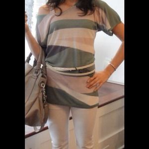 Geometric print lightweight tunic