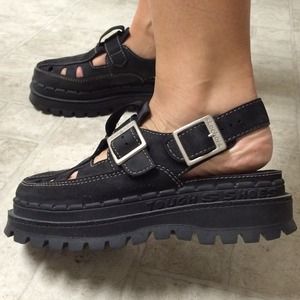 Sketchers. Size 9. Great condition.