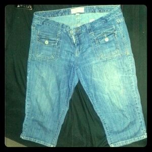 Aeropostale capris