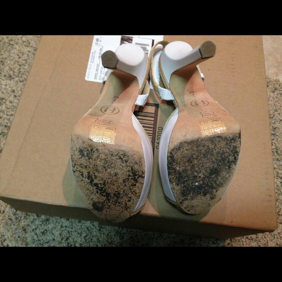 SOLD - Picture 3 of 3