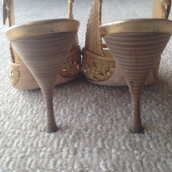 SOLD. Miu Miu woven sling back heels - Picture 4 of 5