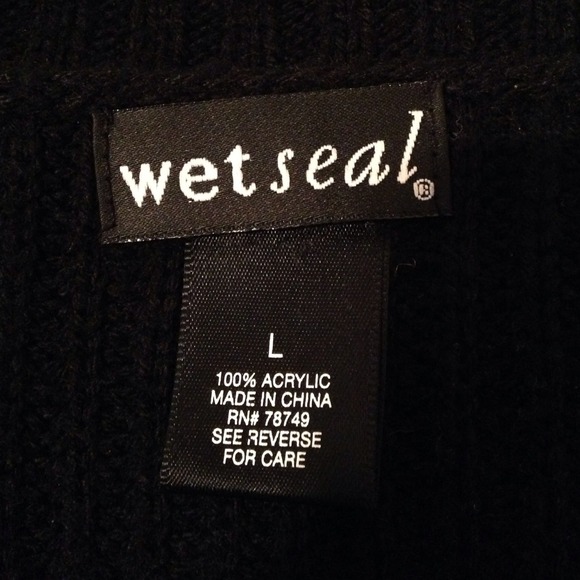 Sweater - Picture 2 of 2