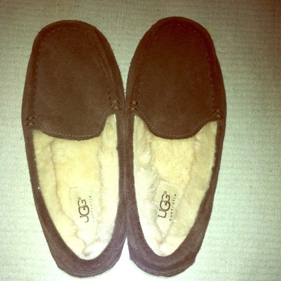 Little girls Uggs Booties!!! ON HOLD😳✋