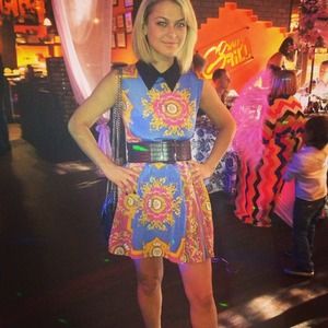 Beautiful abstract patterned dress size small