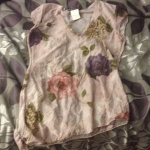 La movers pink/purple floral top