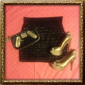 Black and Gold Bodycon Ruffle Party Skirt. 👗