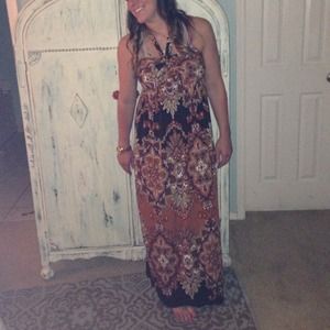 Funky pattern halter Maxi dress