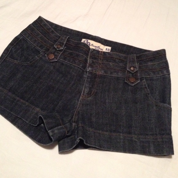 Jean Shorts and ON Gray Shirt Bundle for mkktango