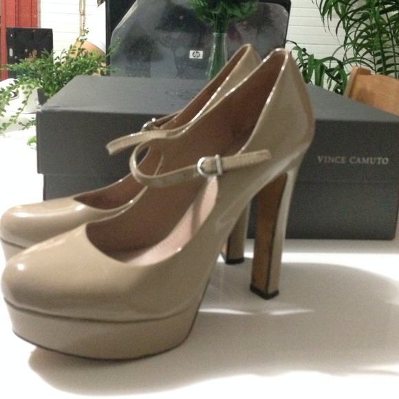Vince Camuto "Sakira" Pump.