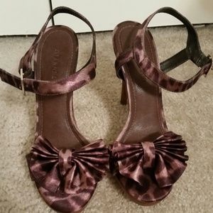 Gianni Bini leopard heels