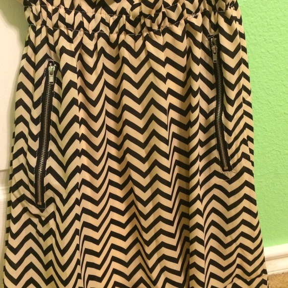Chevron dress - Picture 2 of 4