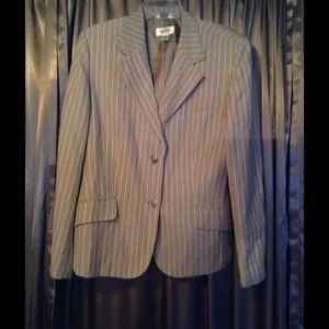 Talbots linen jacket side 16