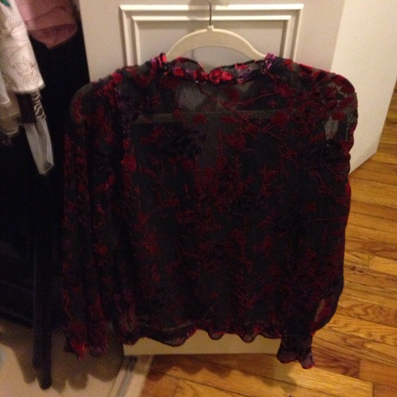 Top - Picture 2 of 2