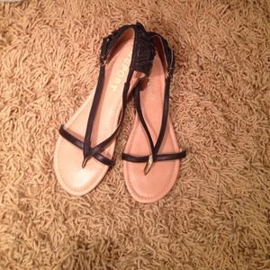 Black Report Sandals