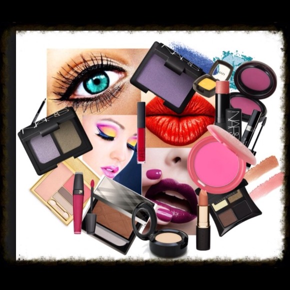 🌺SALE ON MAKE UP BUY ONE GET THE OTHER 1/2 OFF🌺