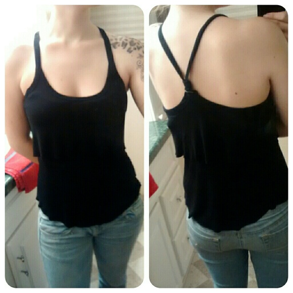 **SOLD**Black Flowy Tank Top