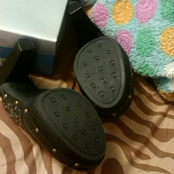 Nwot punky stud clog black size 9 - Picture 3 of 4
