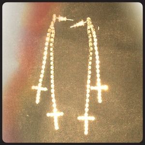 Dangly Cross Earings