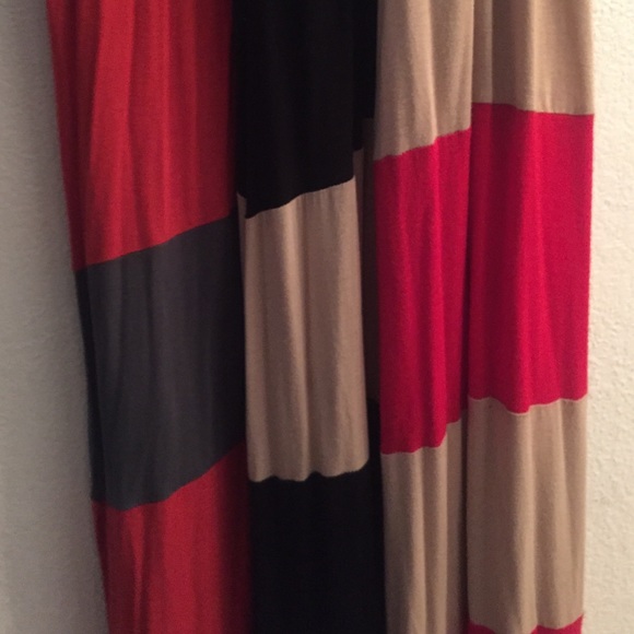 Color Blocking Racer Back Maxi - Picture 4 of 4