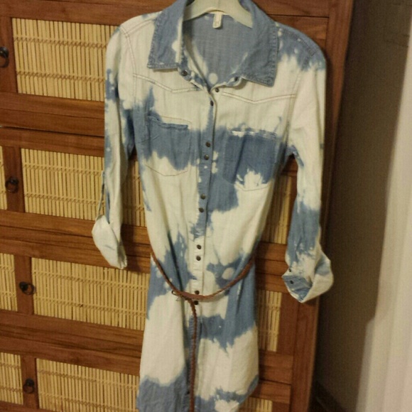 Dresses & Skirts - Jean Dress with belt *new *never worn