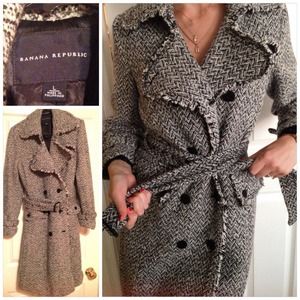 BANANA REPUBLIC COAT