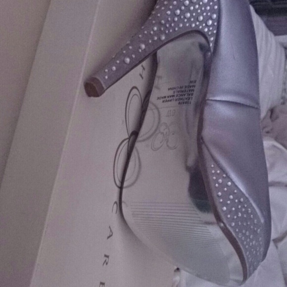 Shoes - Picture 3 of 3