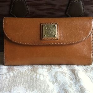 🍁🍁Dooney and Burrke 🍁🍁