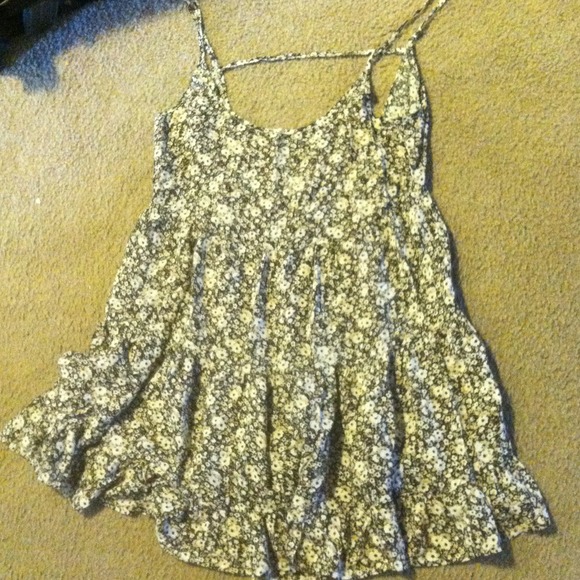 🎀RESERVED FOR CATE🎀 Brandy Melville Jada !
