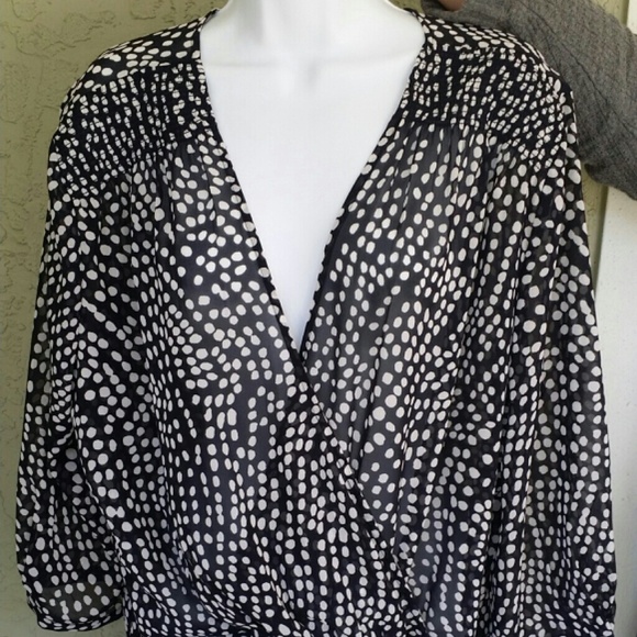 ☆ANN TAYLOR SHIRT BLOUSE - Beautiful!! L@@k!!!