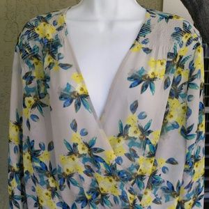 ☆ANN TAYLOR SHIRT BLOUSE - Beautiful! L@@k!!