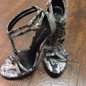 Snake print 5in heels